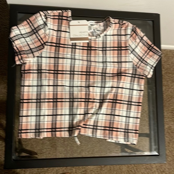 Top - Picture 1 of 5